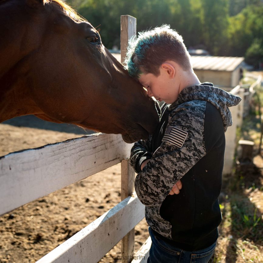 Ariat Patriot-Hoodie Kinder P4JJPR4105 schwarzes Digi-Camouflage Kleidung