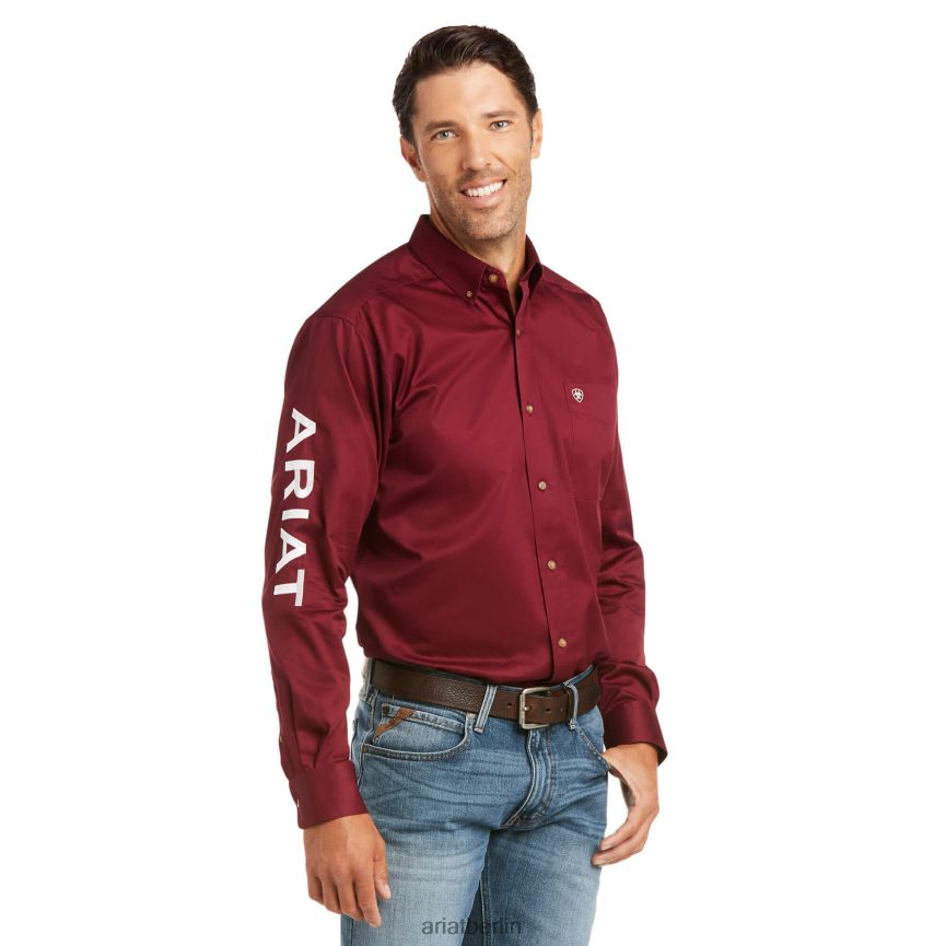 Ariat Tailliertes Hemd aus Twill mit Teamlogo Männer P4JJPR986 weinrot/weiß Spitzen
